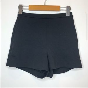 Aritzia Babaton Lochan High Rise Shorts Black